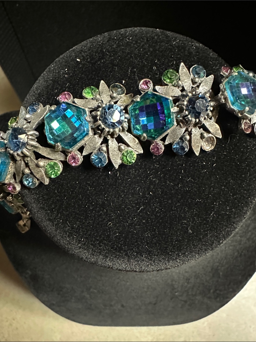 Vintage Signed FLORENZA Blue Aurora Borealis Rhinestone Link Bracelet (As-Is) - Picture 13 of 16